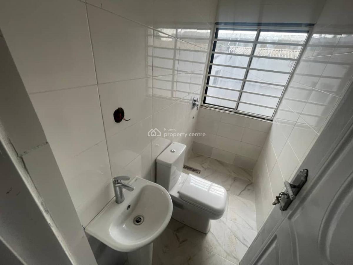 Clean 2 Bedroom Bungalow for Commercial Use, Ademola Adetokunbo, Wuse 2, Abuja, Detached Bungalow for Rent