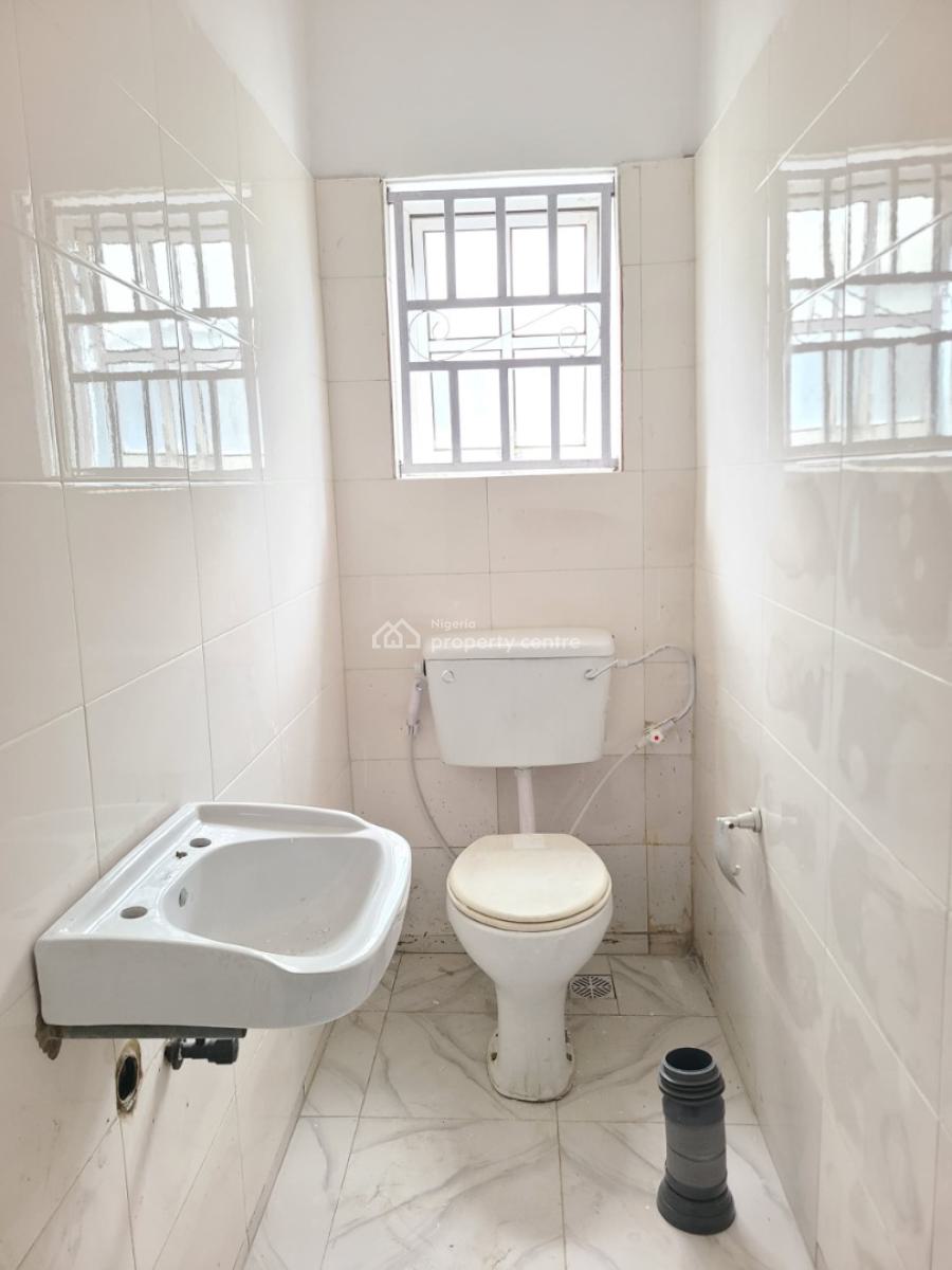Massive and Beautiful 3 Bedroom Apartment, Badore, Ajah, Lagos, Flat / Apartment for Rent