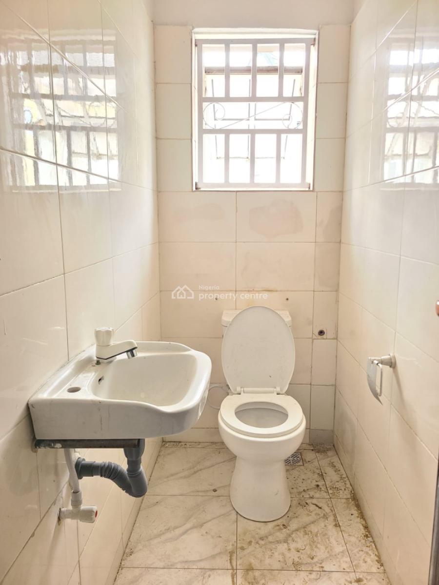 Massive and Beautiful 3 Bedroom Apartment, Badore, Ajah, Lagos, Flat / Apartment for Rent