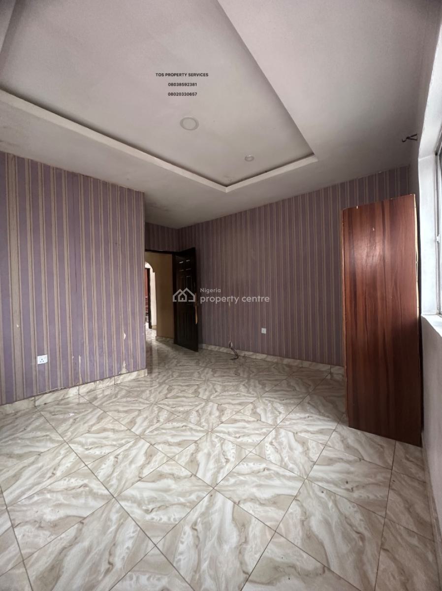 Nice & Spacious 3 Bedroom Flat + Balconies, Sabo-alagomeji, Yaba, Alagomeji, Yaba, Lagos, Flat / Apartment for Rent