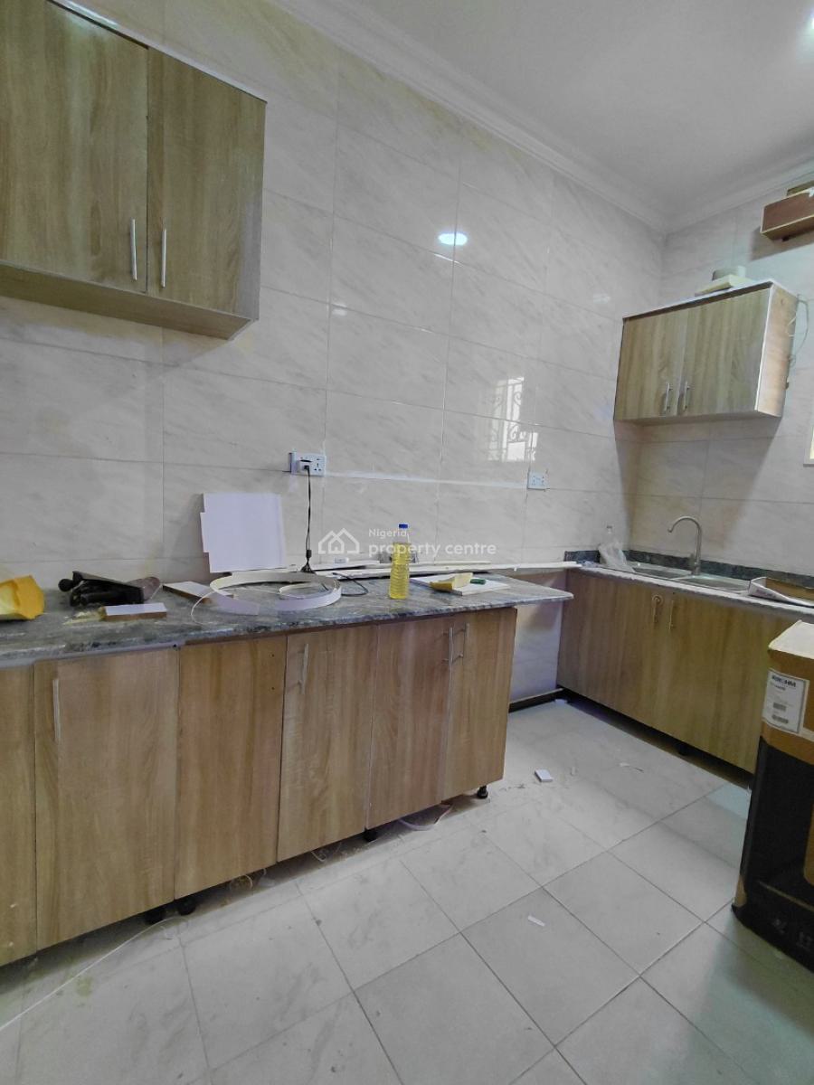 Very Spacious 2 Bedroom Apartment Upstairs with Great Balcony View, Lekki Phase 1, Lekki, Lagos, Flat / Apartment for Rent