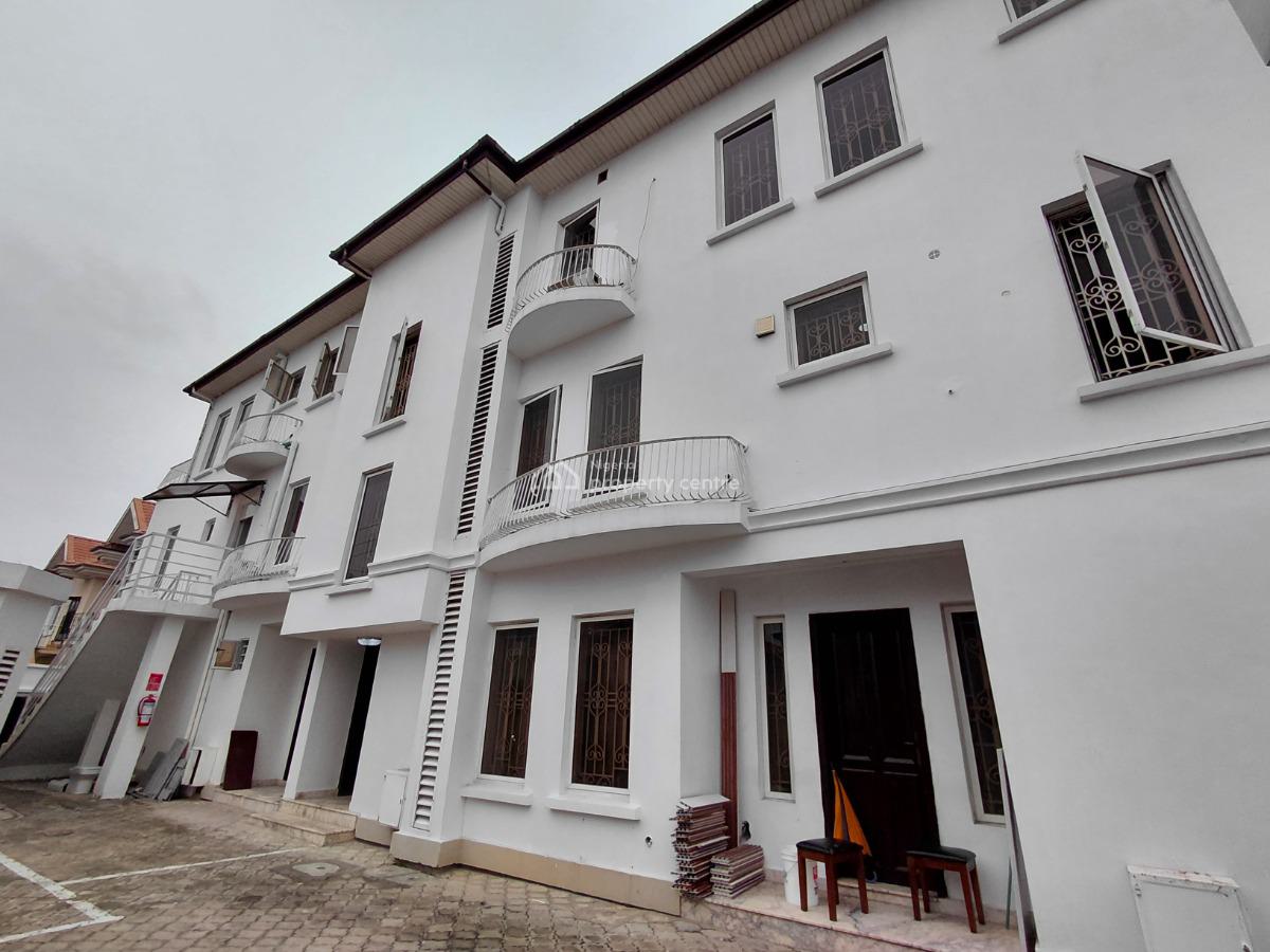 Very Spacious 2 Bedroom Apartment Upstairs with Great Balcony View, Lekki Phase 1, Lekki, Lagos, Flat / Apartment for Rent