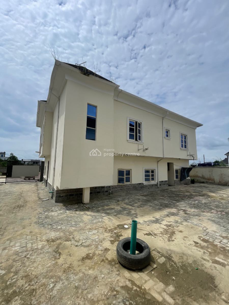 3bedroooms Flat All Rooms En-suite, Opposite Blenco Supermarket, Sangotedo, Ajah, Lagos, Flat / Apartment for Rent