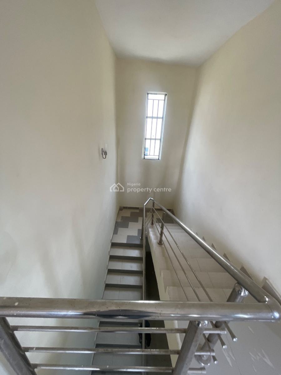 3bedroooms Flat All Rooms En-suite, Opposite Blenco Supermarket, Sangotedo, Ajah, Lagos, Flat / Apartment for Rent