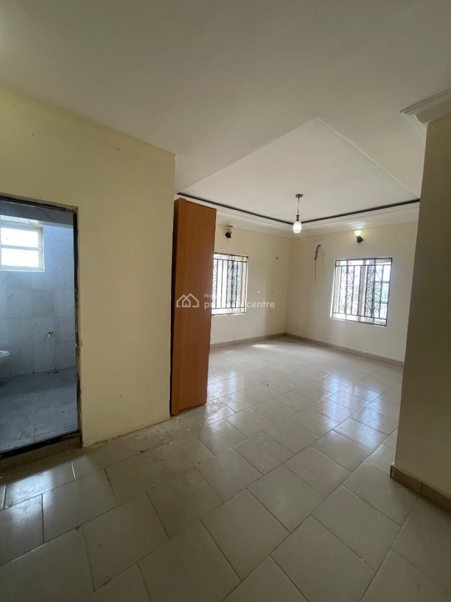 3bedroooms Flat All Rooms En-suite, Opposite Blenco Supermarket, Sangotedo, Ajah, Lagos, Flat / Apartment for Rent