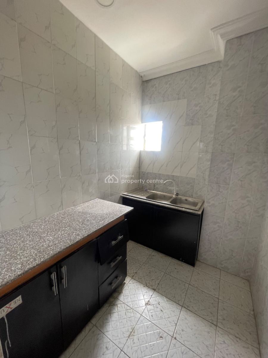 3bedroooms Flat All Rooms En-suite, Opposite Blenco Supermarket, Sangotedo, Ajah, Lagos, Flat / Apartment for Rent