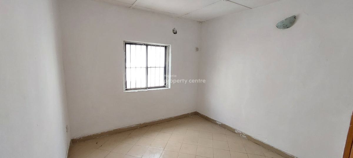 Newly Renovated Mini Flat/a Room & Parlour Upstairs, Osapa, Lekki, Lagos, Mini Flat (room and Parlour) for Rent