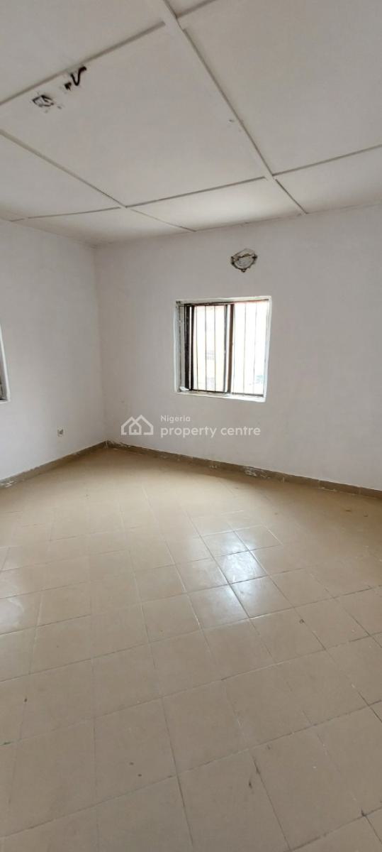 Newly Renovated Mini Flat/a Room & Parlour Upstairs, Osapa, Lekki, Lagos, Mini Flat (room and Parlour) for Rent