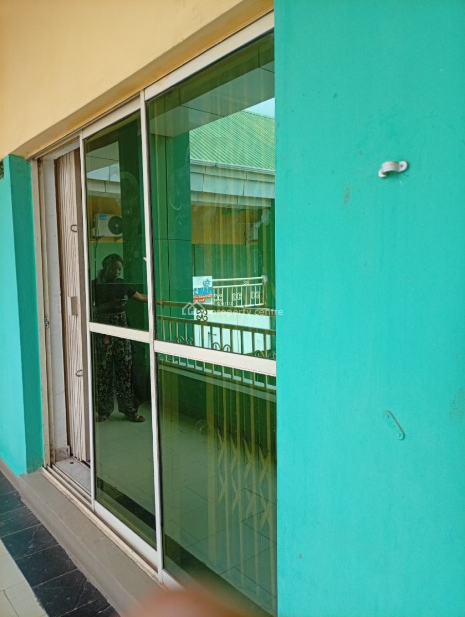 Spacious 40sqms Corporate Office Space, Wuse 2, Abuja, Plaza / Complex / Mall for Rent