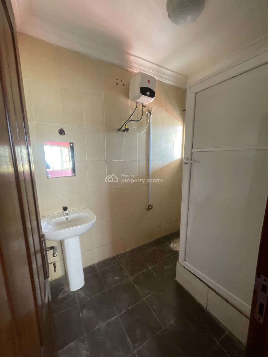 3-bedroom Flat -- All Rooms En-suite, Beside Skymal, Sangotedo, Ajah, Lagos, Flat / Apartment for Rent