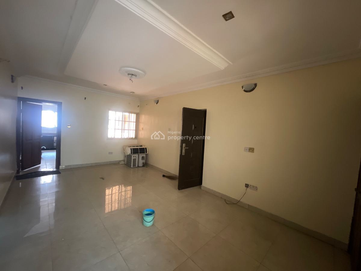 3-bedroom Flat -- All Rooms En-suite, Beside Skymal, Sangotedo, Ajah, Lagos, Flat / Apartment for Rent