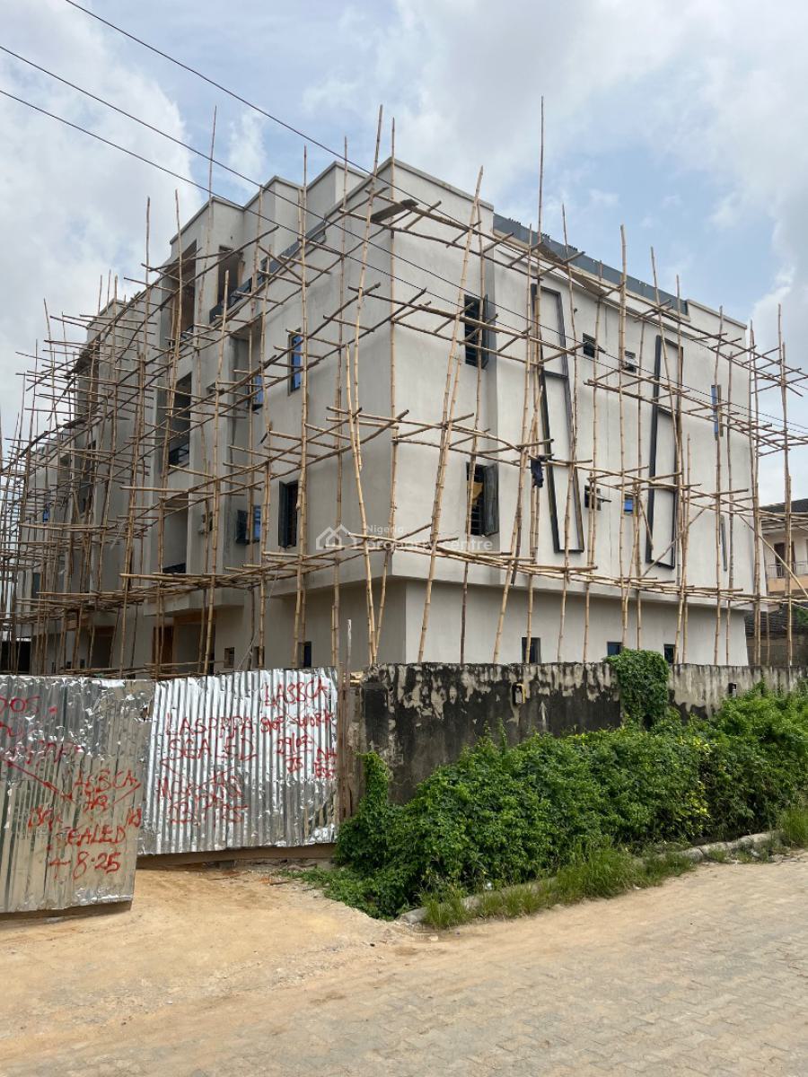 Luxurious 3 Bedroom Penthouse + Bq, Maryland, Maryland, Lagos, Flat / Apartment for Sale