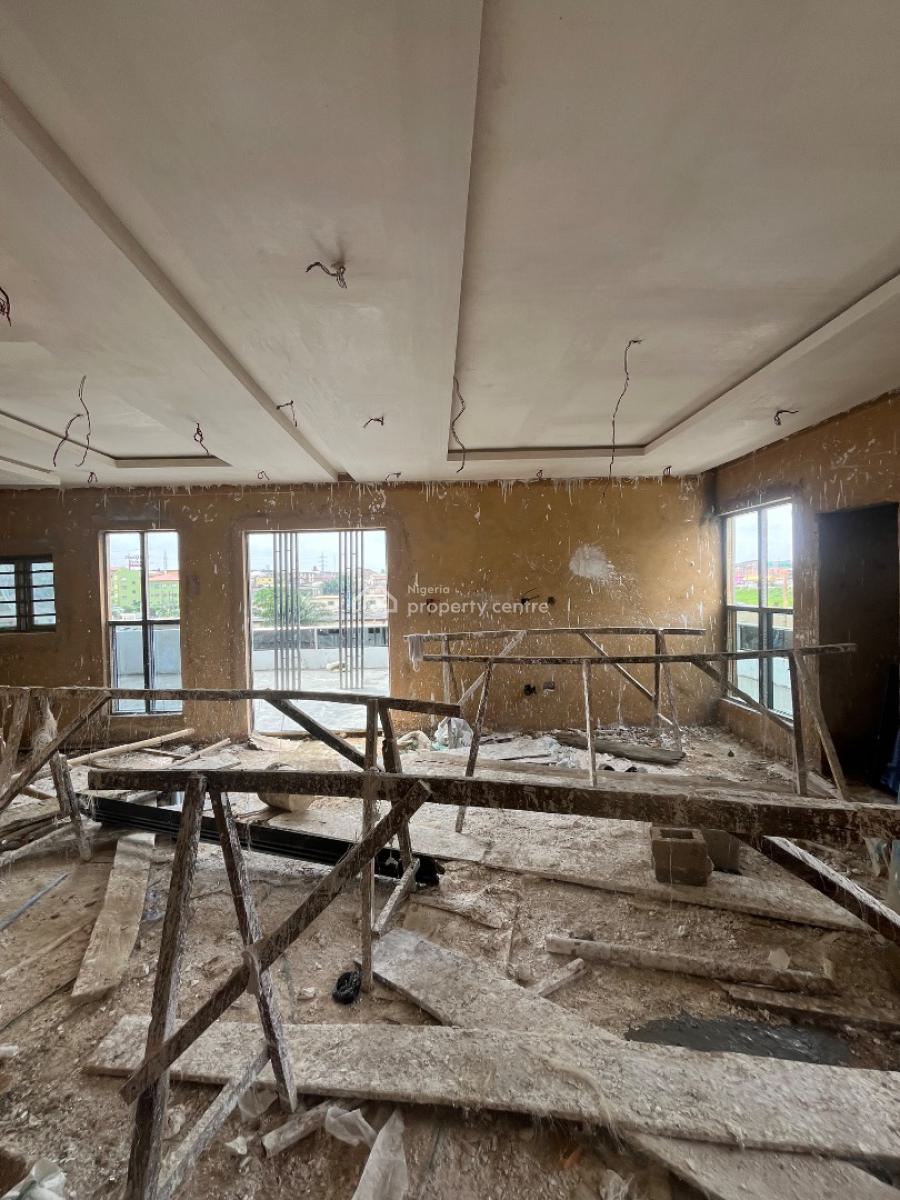 Luxurious 3 Bedroom Penthouse + Bq, Maryland, Maryland, Lagos, Flat / Apartment for Sale