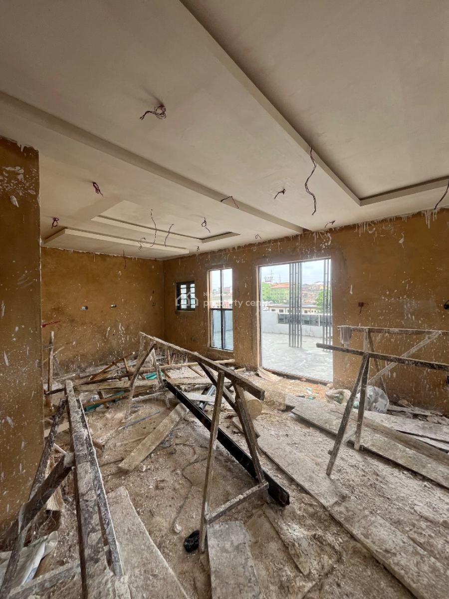 Luxurious 3 Bedroom Penthouse + Bq, Maryland, Maryland, Lagos, Flat / Apartment for Sale