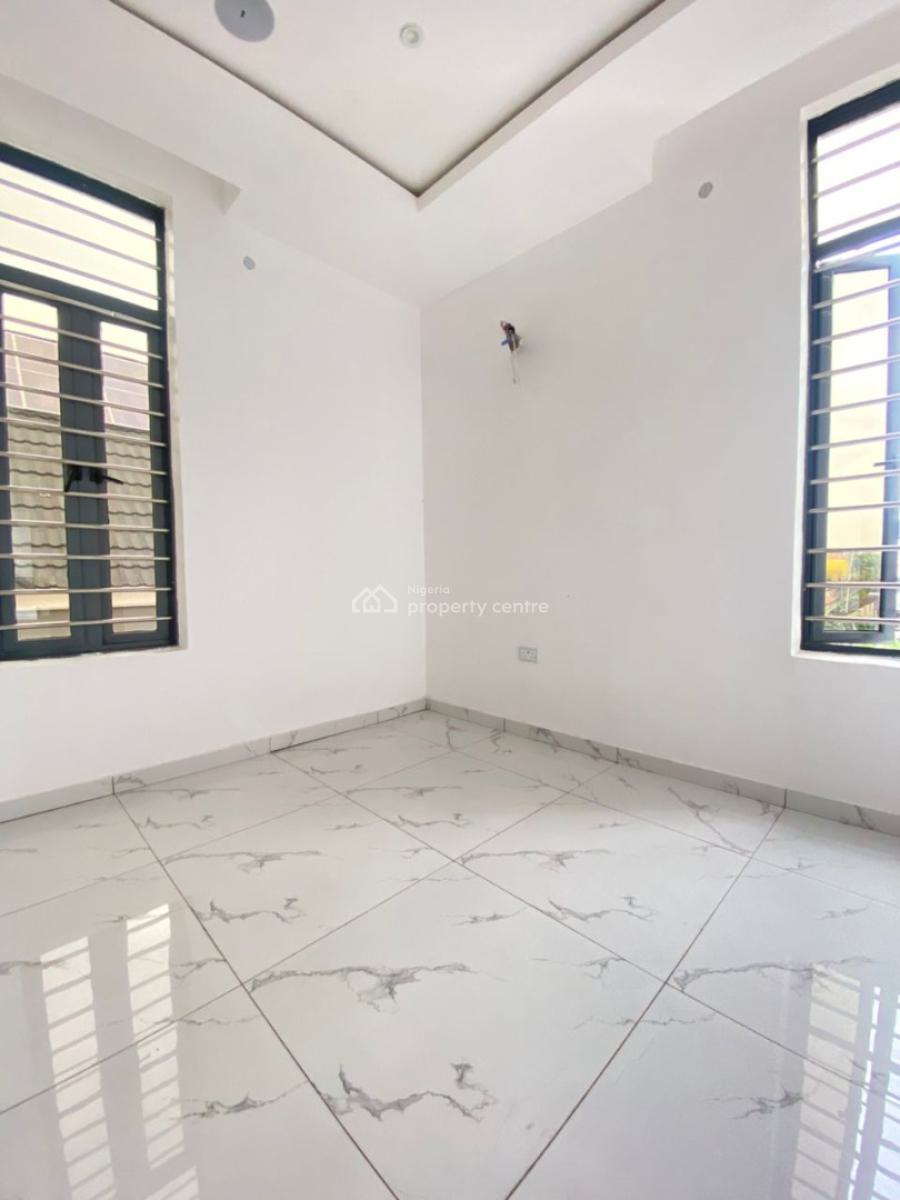 5 Bedroom Semi-detached Duplex, Omole Phase 2, Ikeja, Lagos, Semi-detached Duplex for Sale