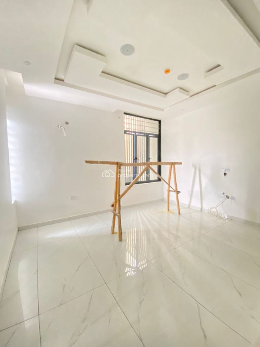 5 Bedroom Semi-detached Duplex, Omole Phase 2, Ikeja, Lagos, Semi-detached Duplex for Sale