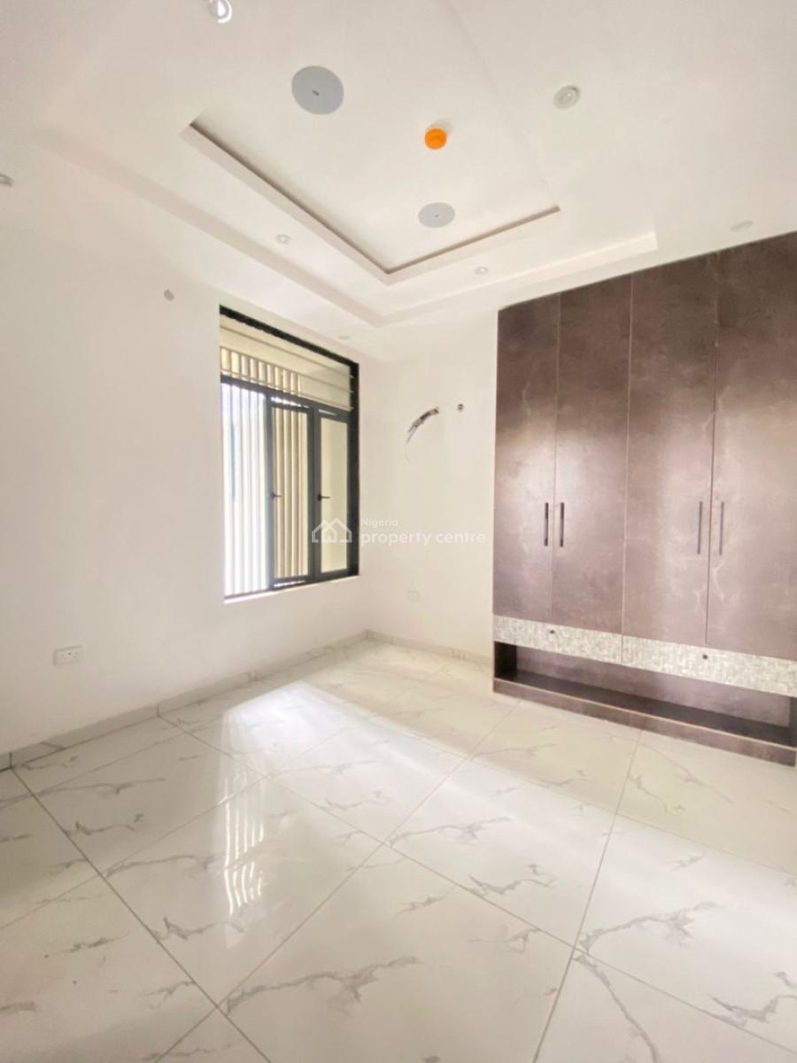 5 Bedroom Semi-detached Duplex, Omole Phase 2, Ikeja, Lagos, Semi-detached Duplex for Sale