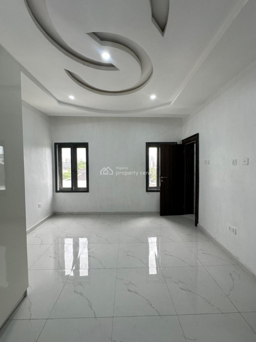 Beautifully Built  1 Bedroom Apartment with Swimming Pool, Gym and Ele, Ikoyi, Lagos, Flat / Apartment for Rent