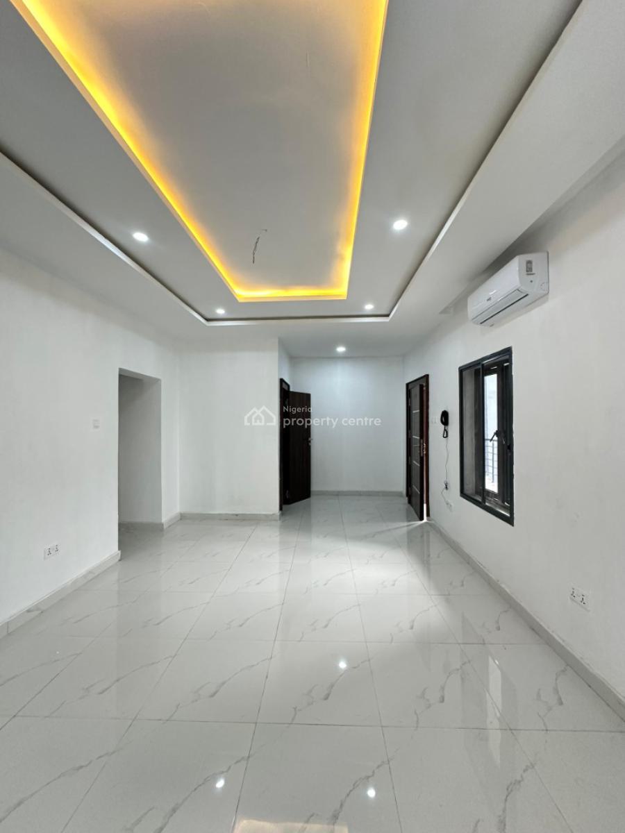Beautifully Built  1 Bedroom Apartment with Swimming Pool, Gym and Ele, Ikoyi, Lagos, Flat / Apartment for Rent