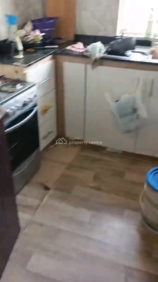 Standard and Spacious Mini Flat, Adekunle, Adekunle, Yaba, Lagos, Mini Flat (room and Parlour) for Rent