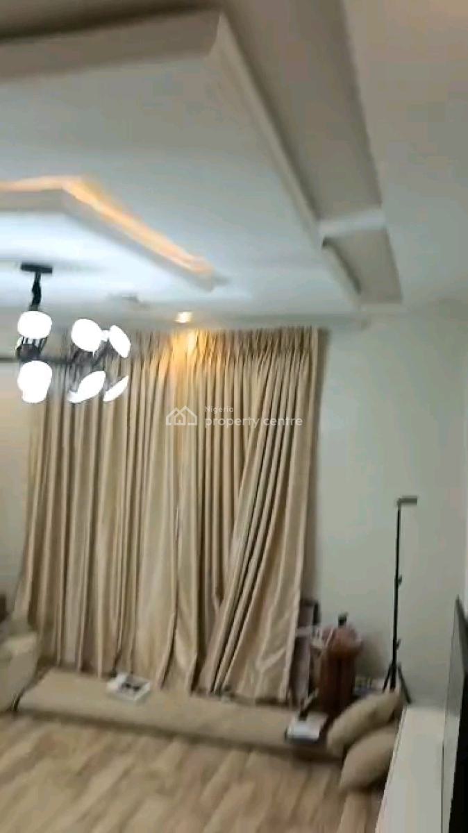 Standard and Spacious Mini Flat, Adekunle, Adekunle, Yaba, Lagos, Mini Flat (room and Parlour) for Rent