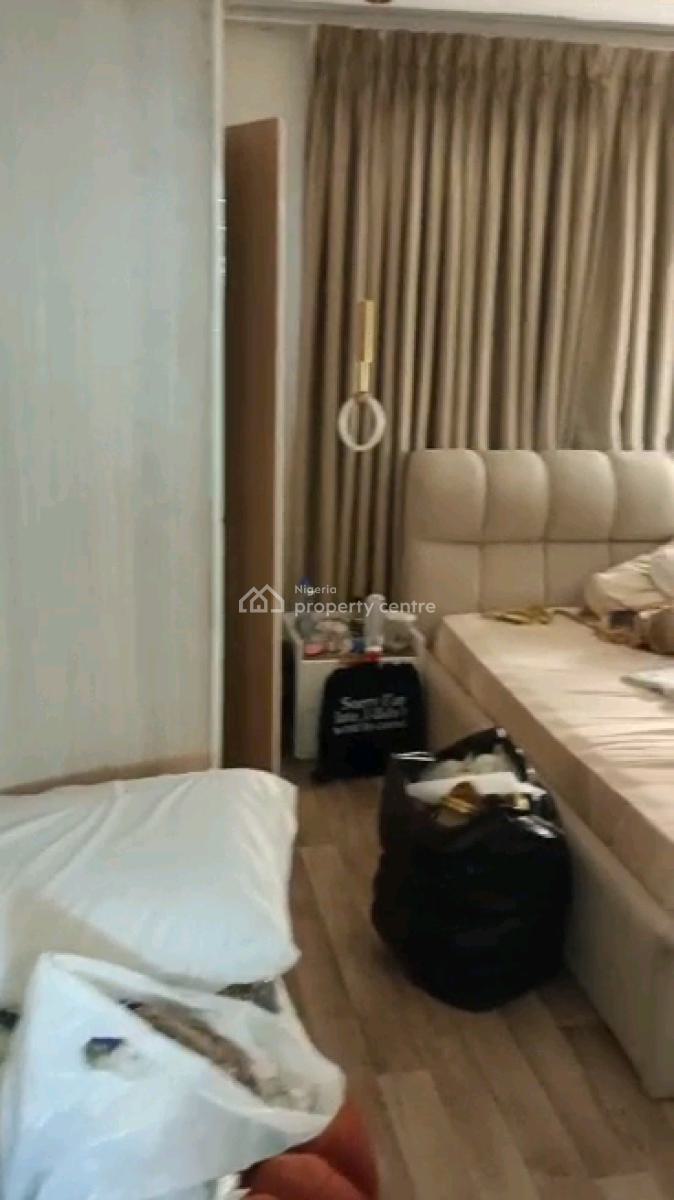 Standard and Spacious Mini Flat, Adekunle, Adekunle, Yaba, Lagos, Mini Flat (room and Parlour) for Rent