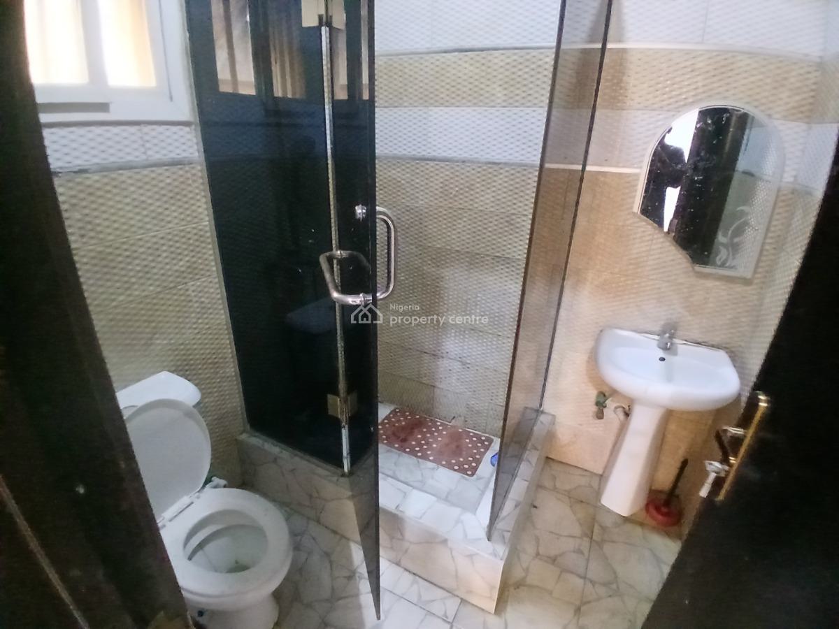 Fully Serviced and a Refurbished 3 Bedroom Terrace Duplex, Lekki Phase 1, Lekki Phase 1, Lekki, Lagos, Terraced Duplex for Rent