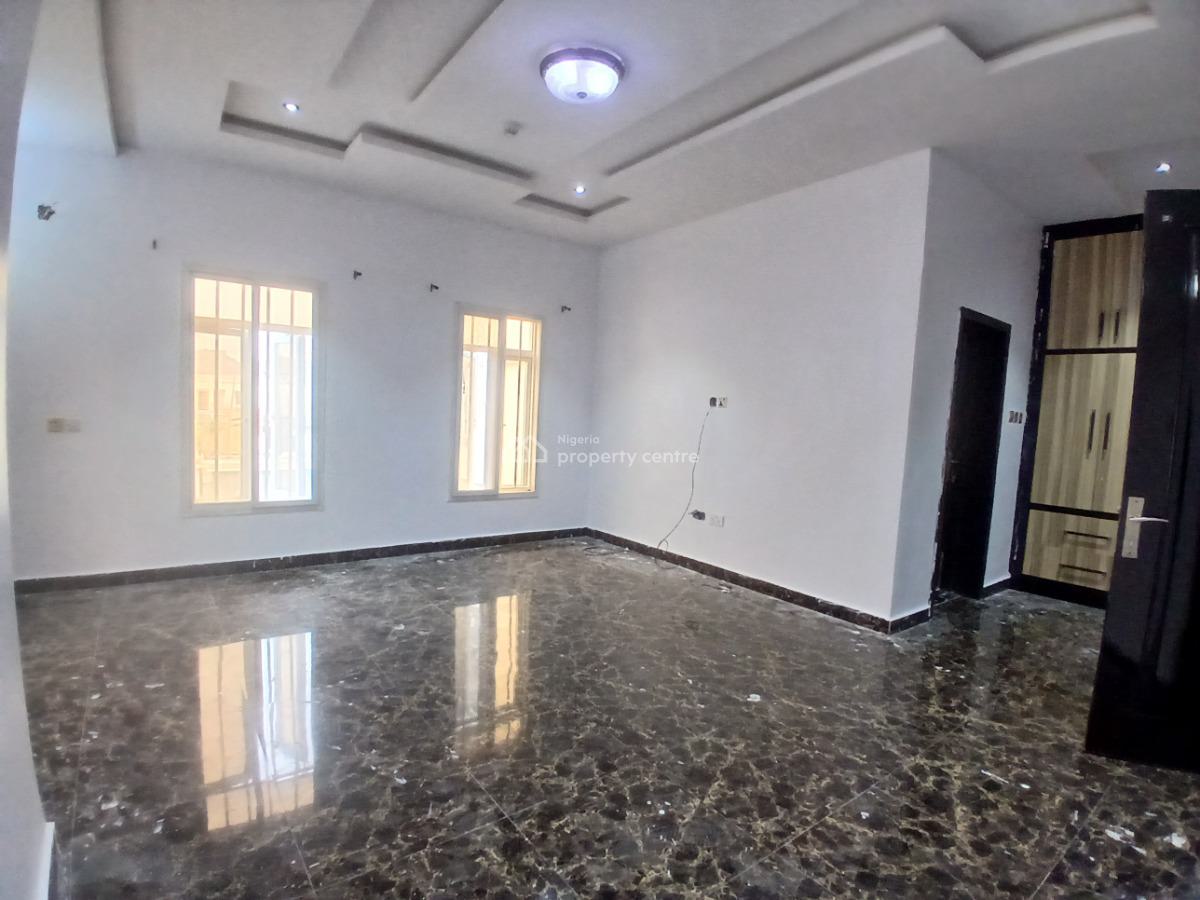 Fully Serviced and a Refurbished 3 Bedroom Terrace Duplex, Lekki Phase 1, Lekki Phase 1, Lekki, Lagos, Terraced Duplex for Rent