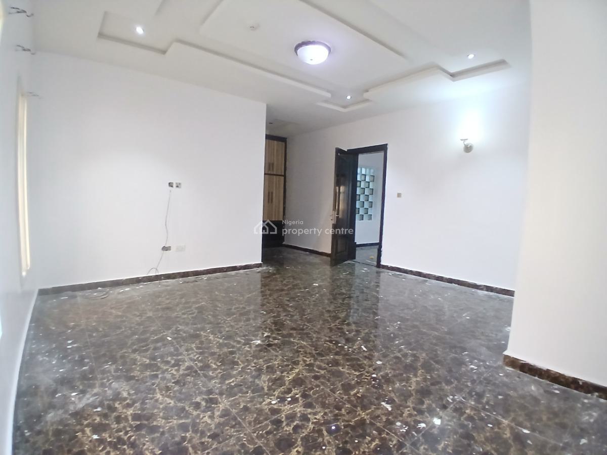 Fully Serviced and a Refurbished 3 Bedroom Terrace Duplex, Lekki Phase 1, Lekki Phase 1, Lekki, Lagos, Terraced Duplex for Rent