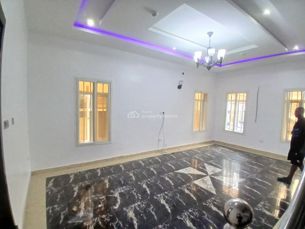 Fully Serviced and a Refurbished 3 Bedroom Terrace Duplex, Lekki Phase 1, Lekki Phase 1, Lekki, Lagos, Terraced Duplex for Rent