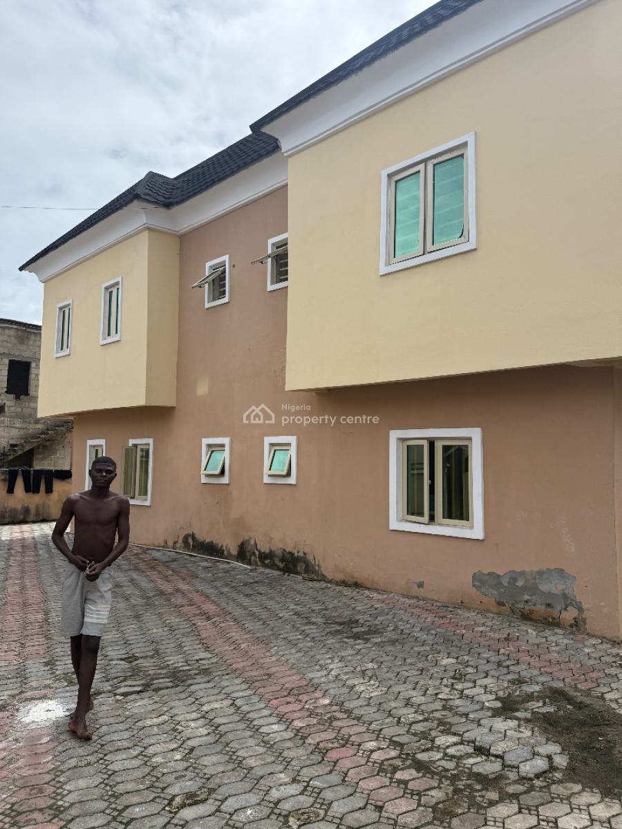 Spacious 3bedroom Block of Flats, Thomas Estate, Ajiwe, Ajah, Lagos, Flat / Apartment for Sale