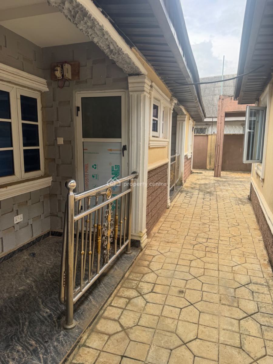 Pop Room and Parlor Self, Oreyo, Igbogbo, Ikorodu, Lagos, Mini Flat (room and Parlour) for Rent