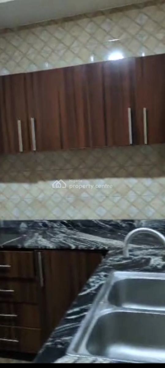 a Very Good Spacious 2-bedroom Flat, Jahi District Abuja (video of House Is Attached), Jahi, Abuja, Flat / Apartment for Rent