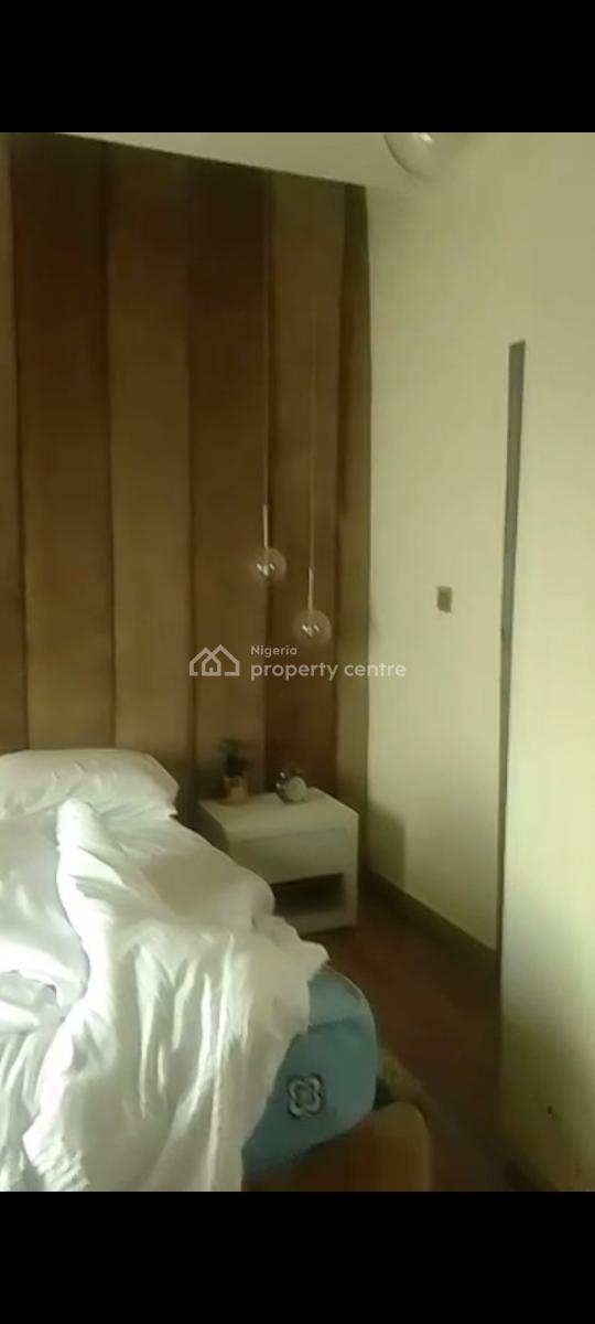 2 Bedroom Flat on a 3rd Floor in a Call-in Horizon 2 Estate in Ikate., Horizon 2 Estate, Ikate, Lekki, Lagos, Flat / Apartment for Rent