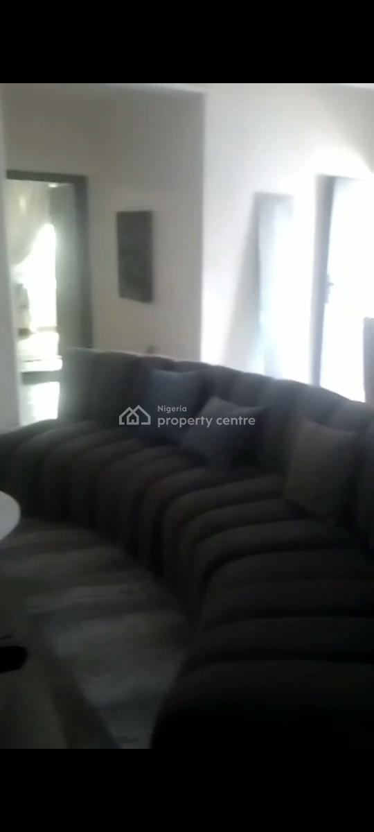 2 Bedroom Flat on a 3rd Floor in a Call-in Horizon 2 Estate in Ikate., Horizon 2 Estate, Ikate, Lekki, Lagos, Flat / Apartment for Rent