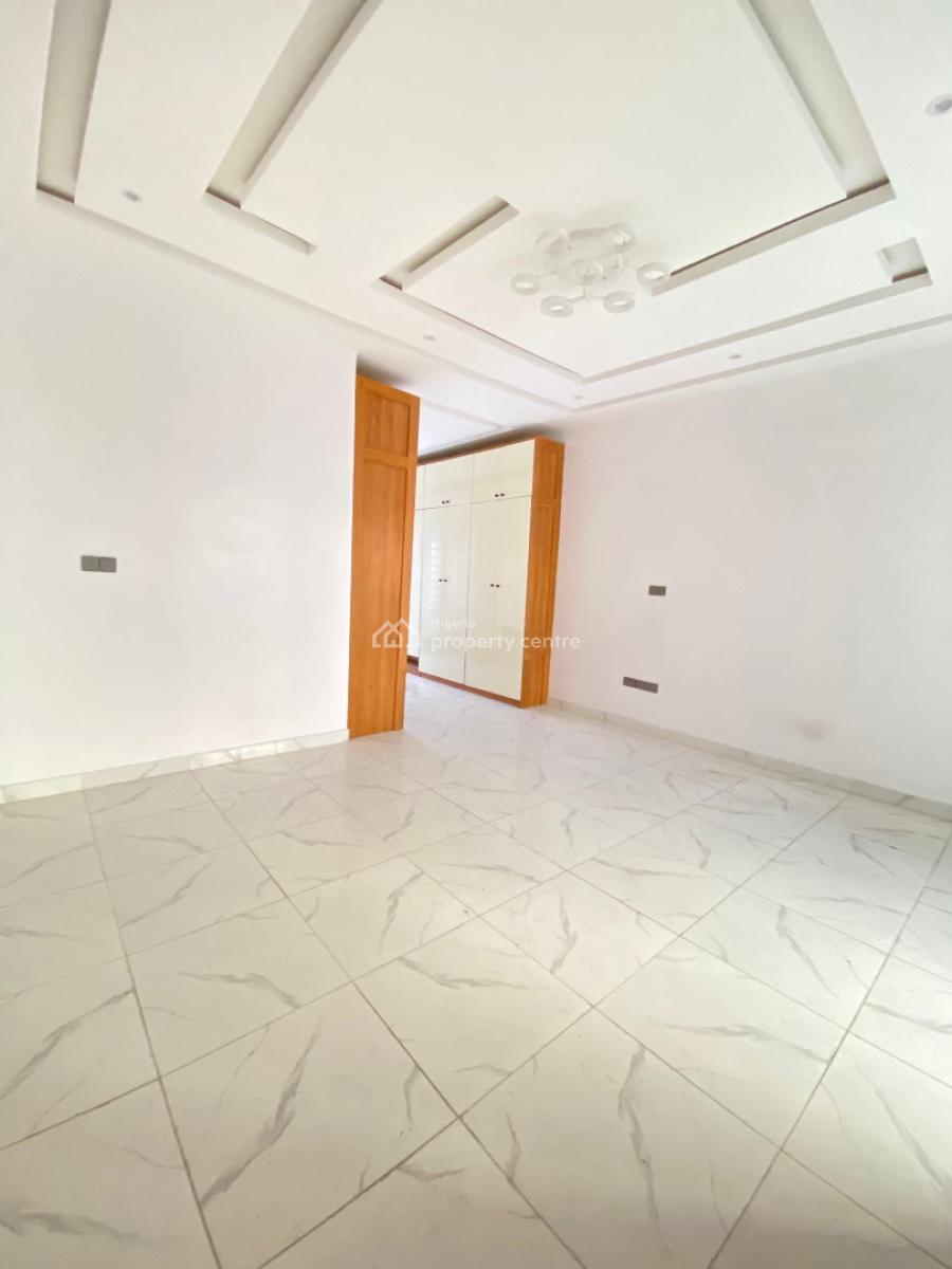 Tastefully Designed 5 Bedroom Semidetached Duplex with Bq., Ologolo, Ologolo, Lekki, Lagos, Semi-detached Duplex for Sale
