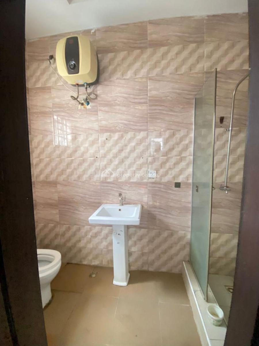 1 Room Shared Apartment in Chevron, Chevron, Lekki, Lagos, Flat / Apartment for Rent
