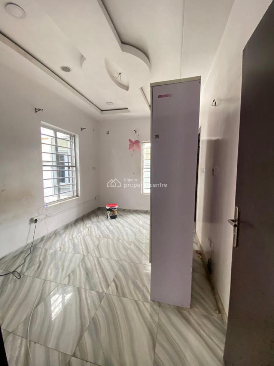 1 Room Shared Apartment in Chevron, Chevron, Lekki, Lagos, Flat / Apartment for Rent
