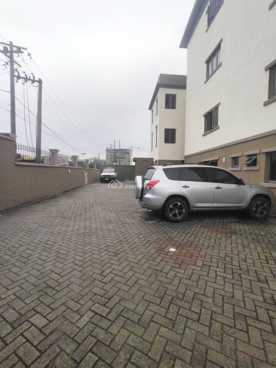 Serviced 3 Bedroom Luxury Apartment with Bq, Off Muri Okunola, Victoria Island (vi), Lagos, Flat / Apartment for Rent