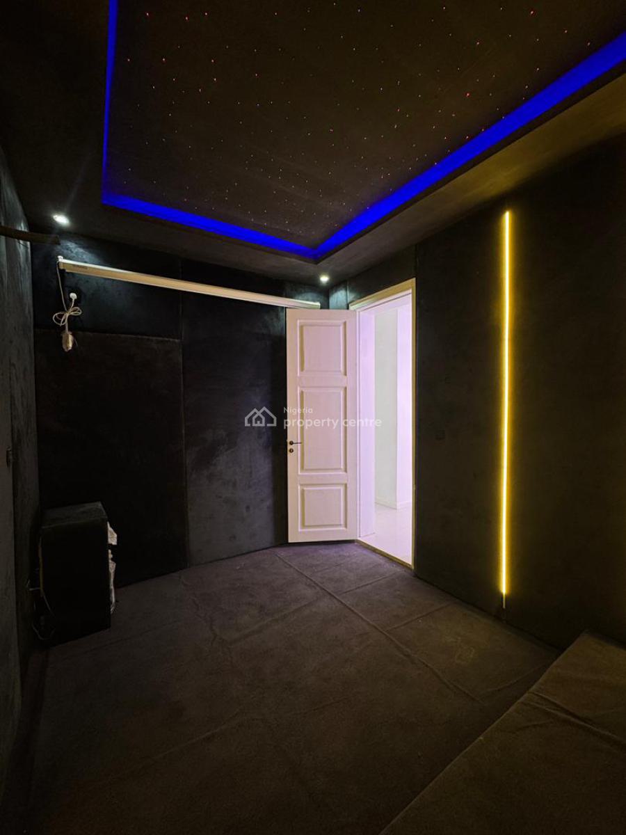 Amazing 5 Bedroom Duplex with a Gym and a Cinema, Chevron Drive, Lekki, Lagos, House for Sale