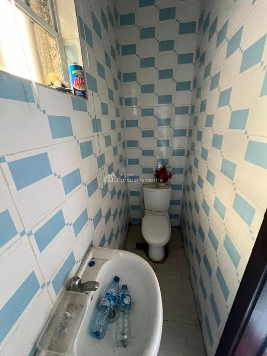 1 Bedroom Min Flat in Chevron Lekki, Bera  Estate Chevron, Lekki, Lagos, Mini Flat (room and Parlour) for Rent