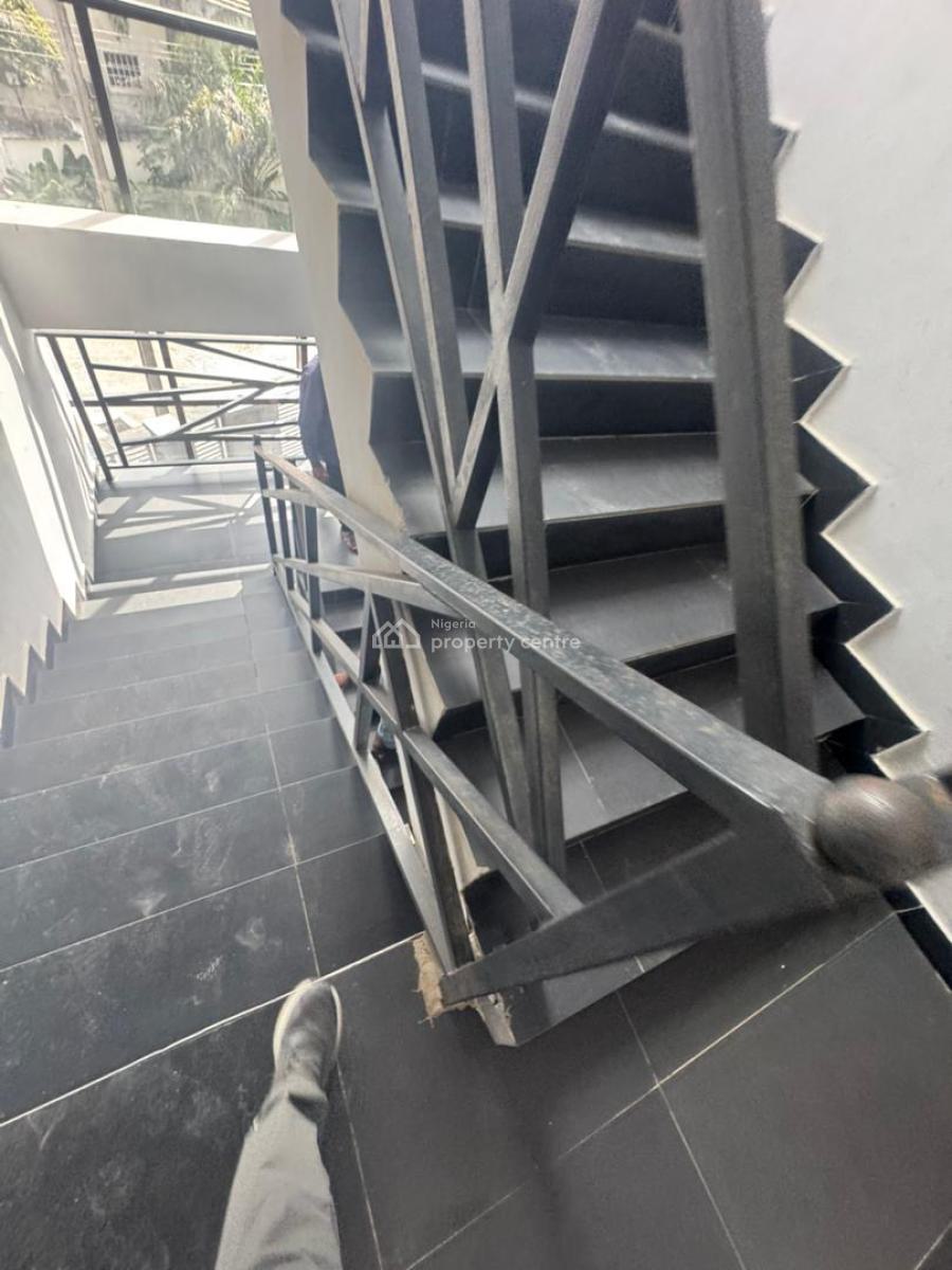 a Luxury Fully Serviced 1 Bedroom Apartment Available!!!!, Lekki Phase 1, Lekki, Lagos, Mini Flat (room and Parlour) for Rent