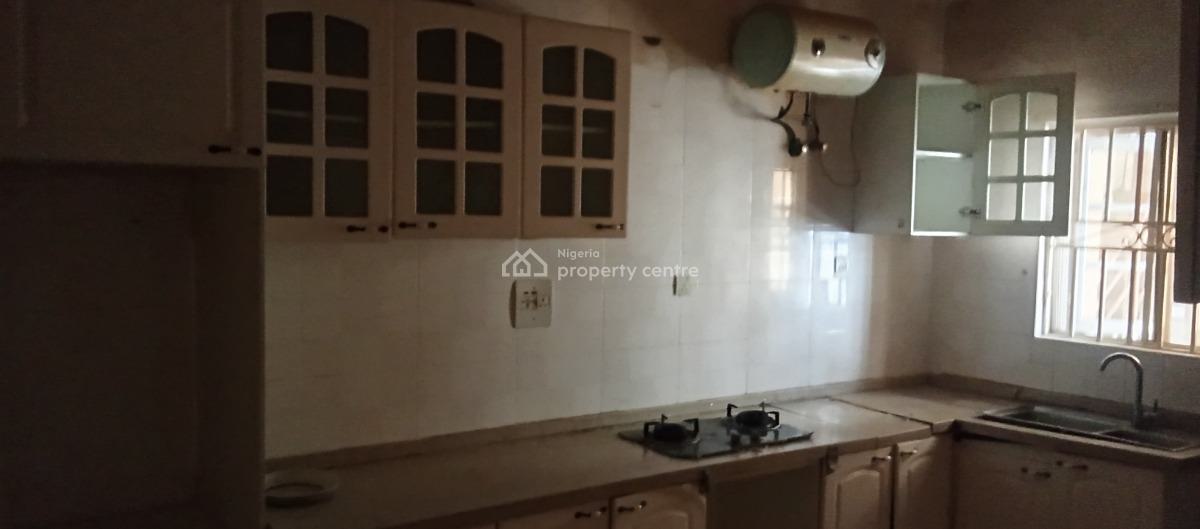 Well Finished, Spacious 3 Bedroom Flat Fitted with Acs, Katampe (main), Katampe, Abuja, Flat / Apartment for Rent