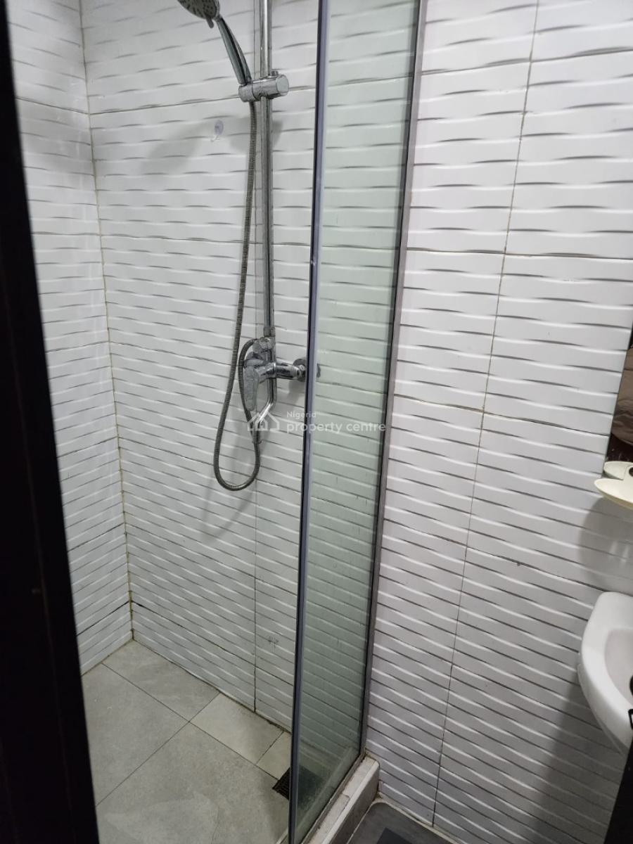 2 Bedroom Furnished Apartment, Off Whitesands Avenue, Lekki Phase 1, Lekki, Lagos, Flat / Apartment for Rent