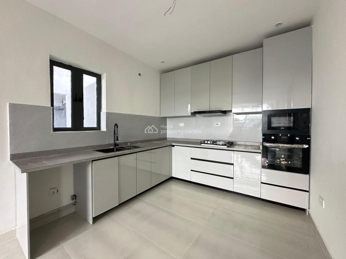 Brandnew 4bedroom Terrace Dipped with Bq at Alpha Beach Road Lekki, Alpha Beach Road Before Chevron Lekki, Lekki, Lagos, Terraced Duplex for Rent