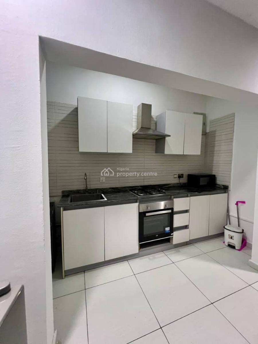 Luxurious 1 Bedroom Apartment with Excellent Facilities, Oral Estate, Lekki, Lagos, Mini Flat (room and Parlour) Short Let