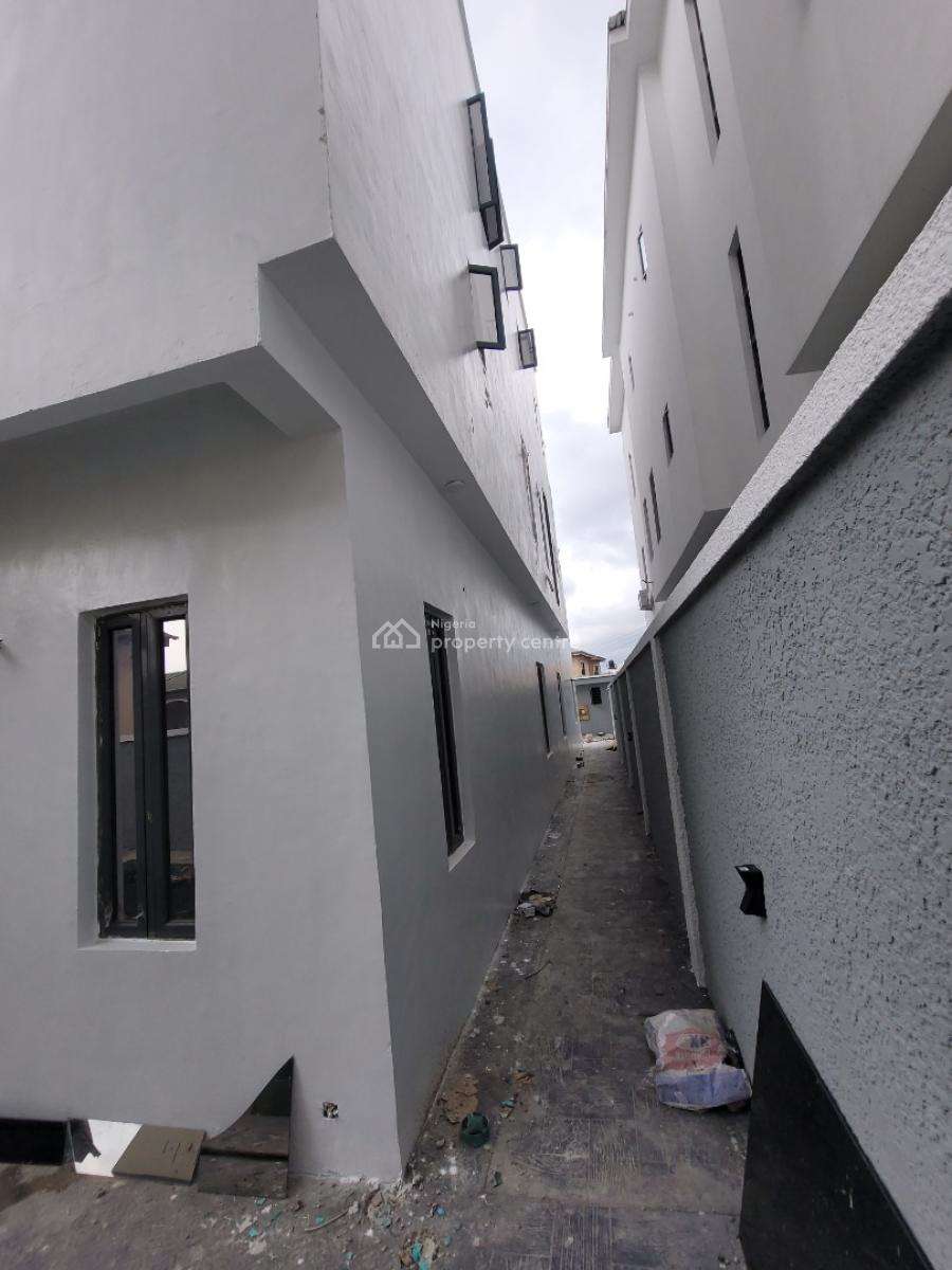 Detached House, Gra Phase 2, Magodo, Lagos, Detached Duplex for Sale