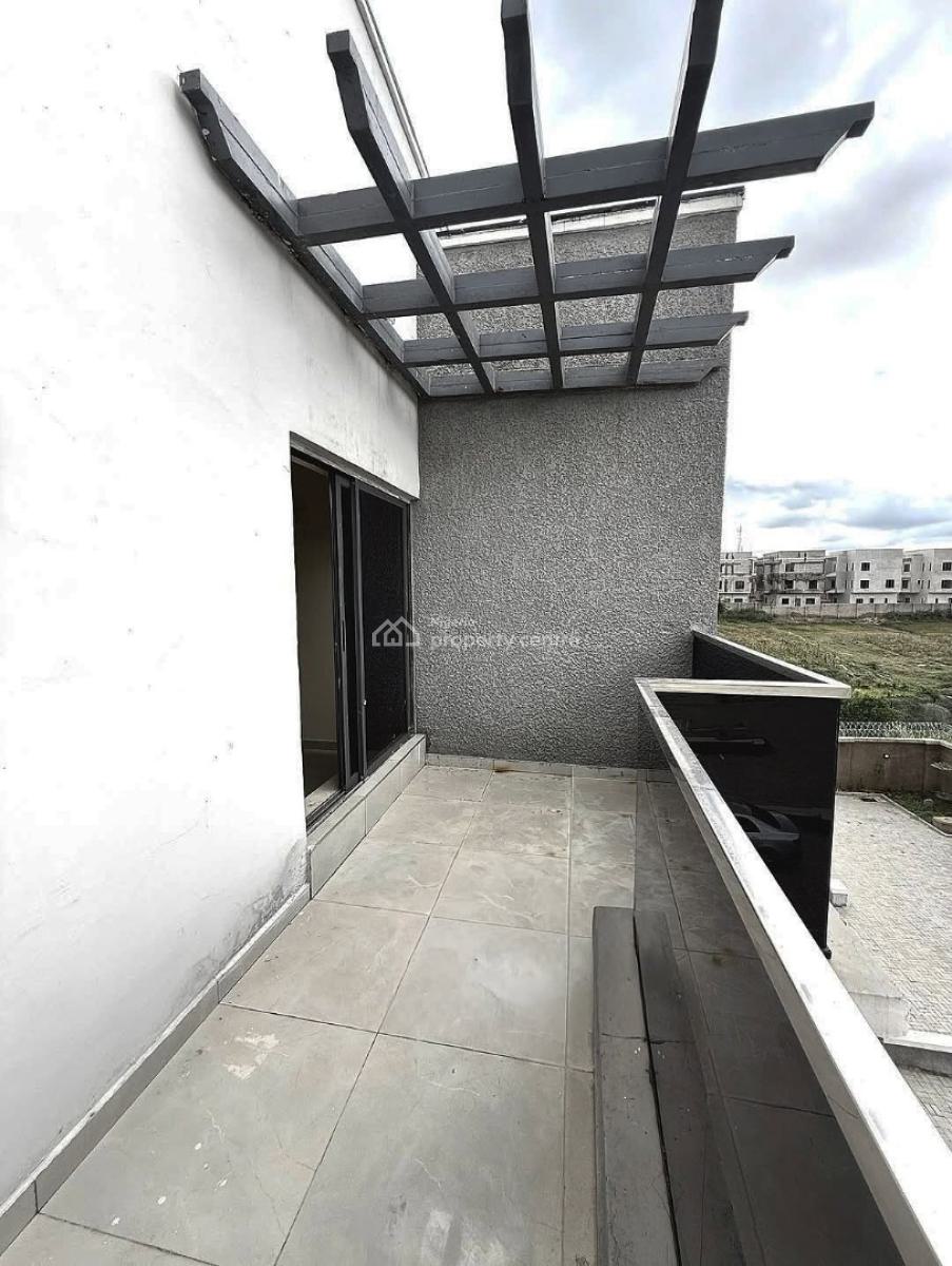 Affordable 4 Bedroom Semi-detached Duplex with Bq, Guzape District, Abuja, Semi-detached Duplex for Sale