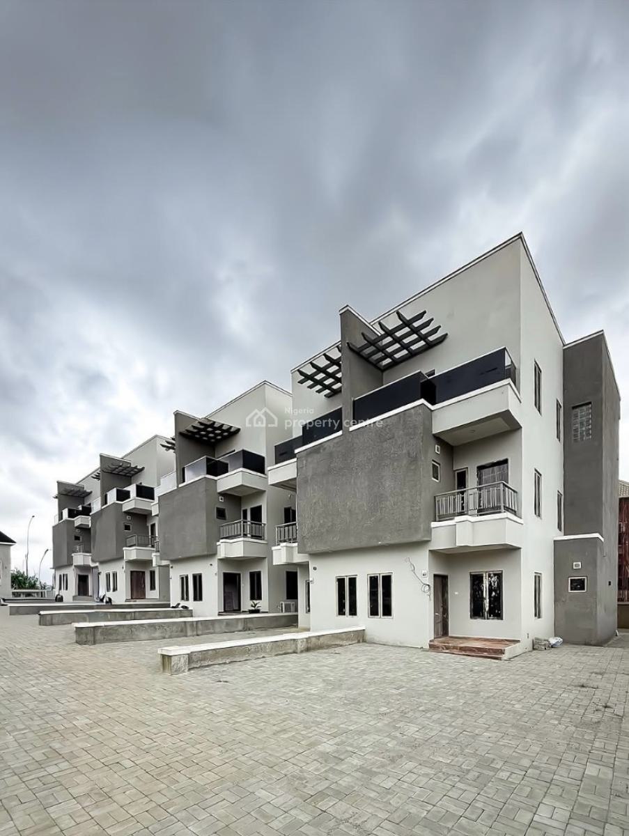 Affordable 4 Bedroom Semi-detached Duplex with Bq, Guzape District, Abuja, Semi-detached Duplex for Sale