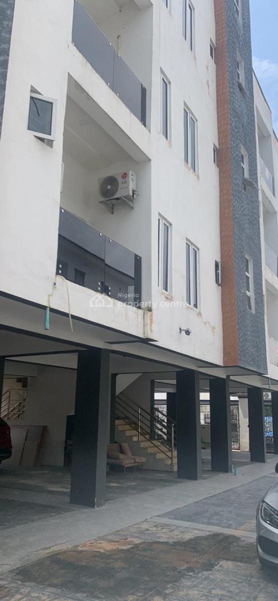 Spacious 2 Bedroom Flat, Osapa, Lekki, Lagos, Flat / Apartment for Rent